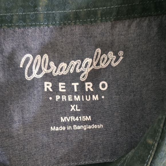 Wrangler Men's Dark Green Casual Shirt - Picture 3 of 8